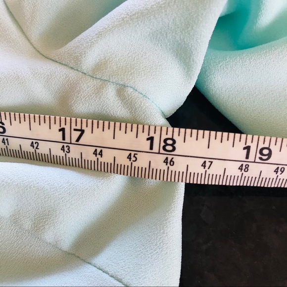 Tobi Mint Green Scalloped Shift Dress Size Small - Picture 12 of 12